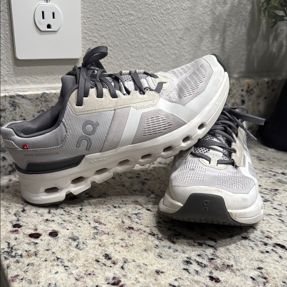 On Running Women’s White and Gray Sneakers